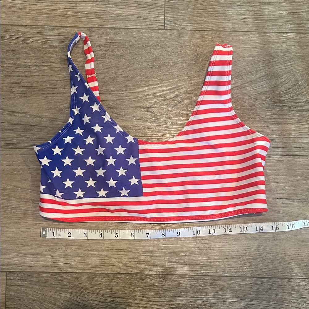 Xhilaration Red and Blue Crop Top - Picture 5 of 5